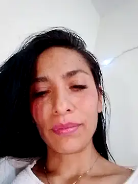 chloewildd  online show from 12/22/24, 11:54