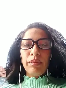 chloewildd  online show from 09/12/25, 09:48