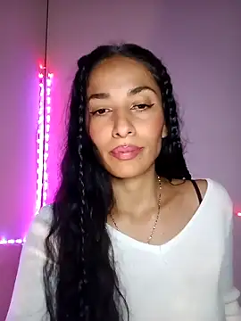 Snapshot of chloewildd_ chatting on 03/21/26, 03:11 chloewildd online show from 03/21/26, 03:11