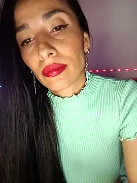 Snapshot of chloewildd_ chatting on 05/10/26, 10:26 chloewildd online show from 05/10/26, 10:26