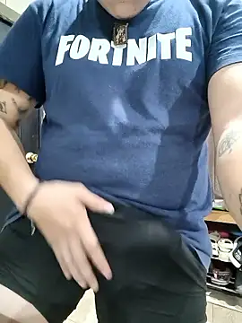 Snapshot of tripexnte chatting on 04/13/26, 01:00 tripexnte online show from 04/13/26, 01:00