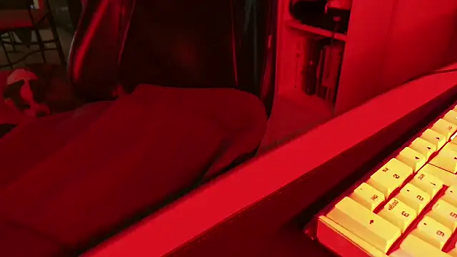 DirtyDi97 online show from 11/19/25, 01:33