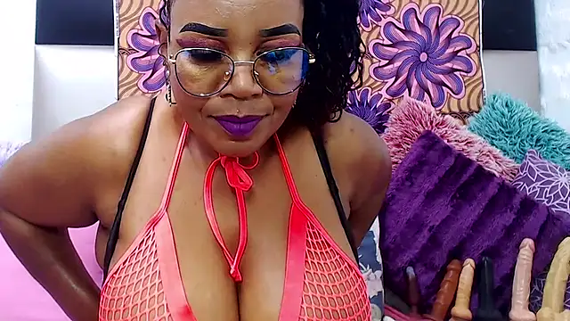 MATURExxxASS online show from 10/04/25, 01:36