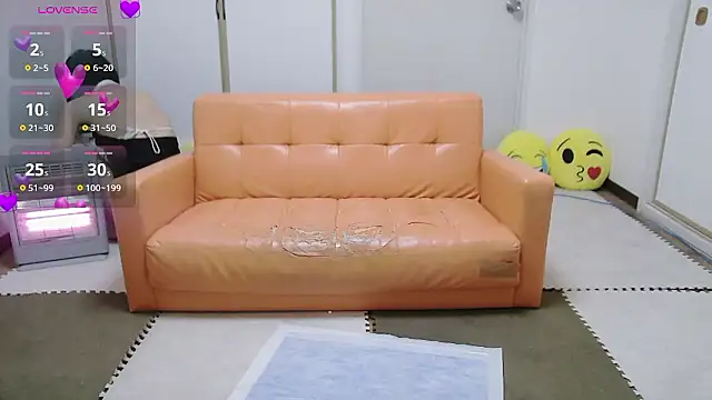 Snapshot of minamina1221 chatting on 11/27/25, 06:10 minamina1221 online show from 11/27/25, 06:10