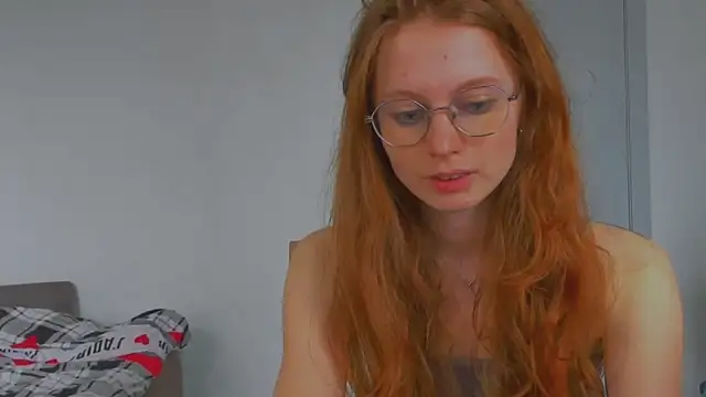 Fire Luna online show from 05/15/26, 12:56