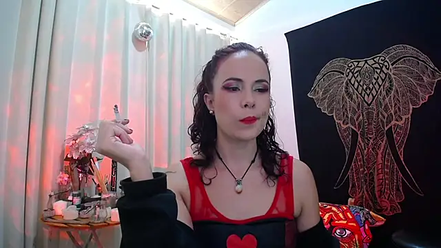 Snapshot of AmaRiv chatting on 12/28/24, 09:08 AmaRiv online show from 12/28/24, 09:08