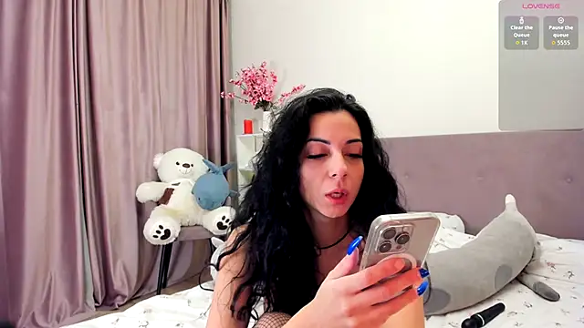 Shadow Dance online show from 09/17/25, 03:46