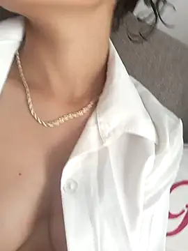 vanyacam  online show from 12/14/25, 08:35