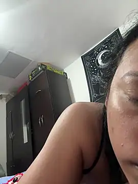 angela angels  online show from 02/02/25, 09:40