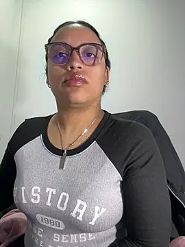 angela angels  online show from 11/03/25, 12:02