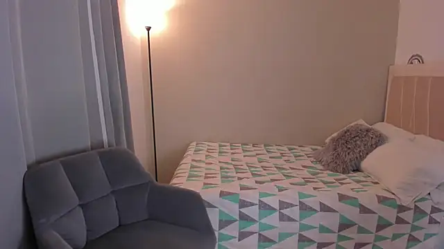 lulu rrussell online show from 03/29/26, 04:23