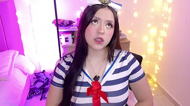 Snapshot of p3ach1 chatting on 11/24/25, 01:49 p3ach1 online show from 11/24/25, 01:49