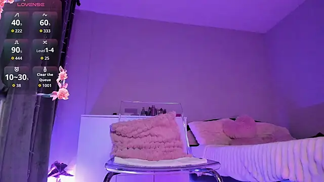 kyliejo18 online show from 04/03/26, 02:42