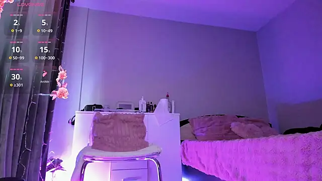 kyliejo18 online show from 04/11/26, 04:06