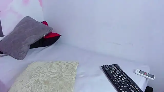 carolayrosse online show from 02/04/25, 04:15