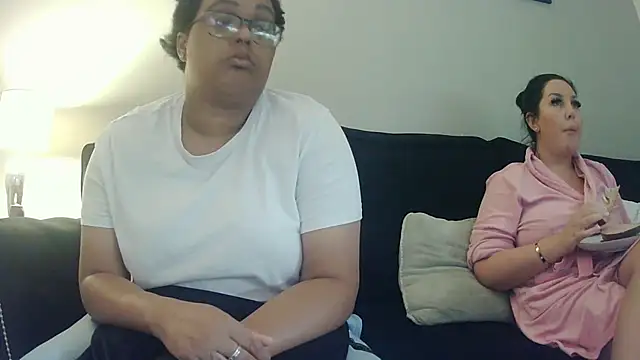 Snapshot of vanilla_chocolate23 chatting on 09/10/25, 11:32 vanilla chocolate23 online show from 09/10/25, 11:32