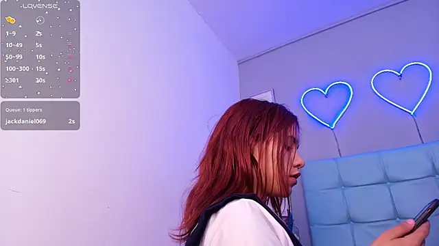 misskatthy1 online show from 02/02/25, 07:14