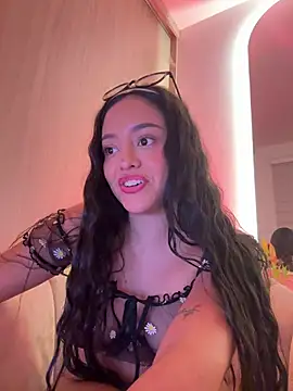 kenndall 21 online show from 12/10/24, 05:28