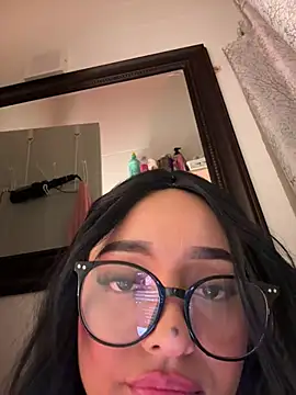 kenndall 21 online show from 12/30/24, 06:42