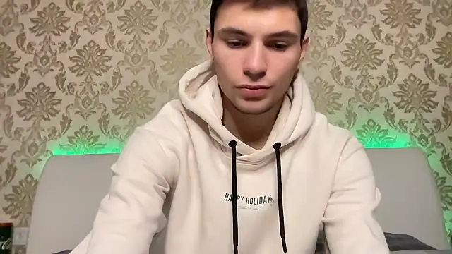 Snapshot of denlover1 chatting on 12/09/24, 11:04 denlover1 online show from 12/09/24, 11:04