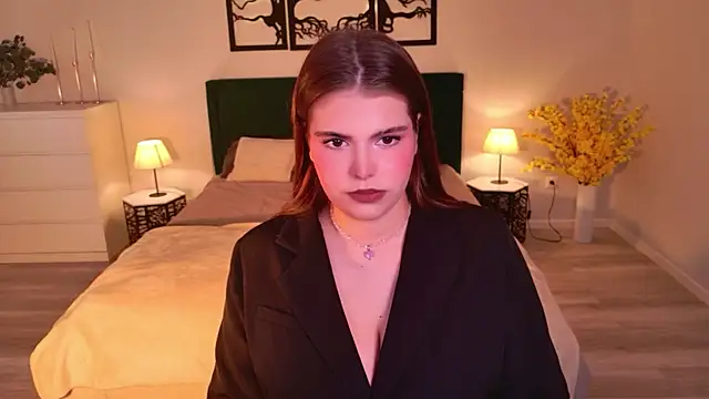 AdeliaKiss online show from 07/14/26, 04:50