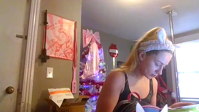 lexybabyxo online show from 12/22/25, 12:46