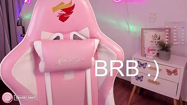 Snapshot of kimmy__sweet chatting on 01/16/25, 04:38 kimmy sweet online show from 01/16/25, 04:38