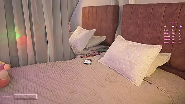 Snapshot of kimmy__sweet chatting on 01/25/25, 06:12 kimmy sweet online show from 01/25/25, 06:12