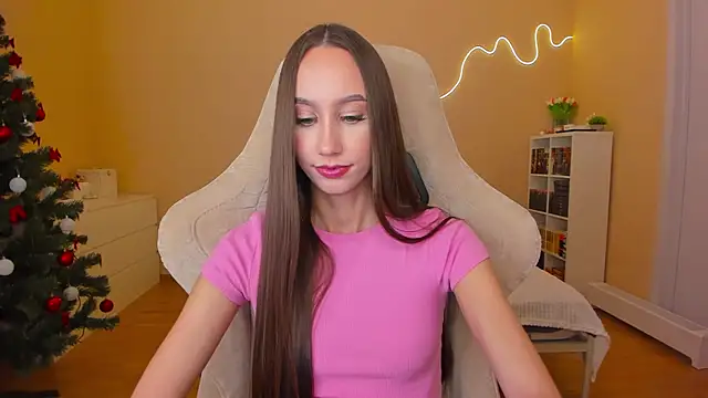 Snapshot of your_emily_ chatting on 01/09/25, 07:18 your emily online show from 01/09/25, 07:18