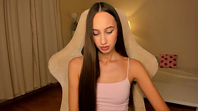 Snapshot of your_emily_ chatting on 09/18/25, 07:16 your emily online show from 09/18/25, 07:16