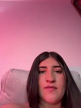 Snapshot of AhriCutte chatting on 12/16/24, 09:52 AhriCutte online show from 12/16/24, 09:52