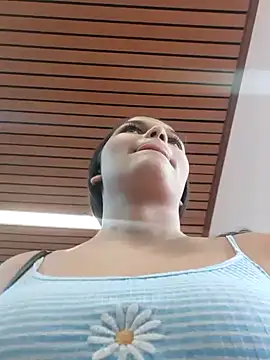 girl milk1 online show from 12/26/24, 09:58