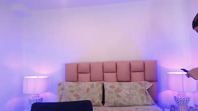 Zoe Vixen online show from 12/23/24, 12:08