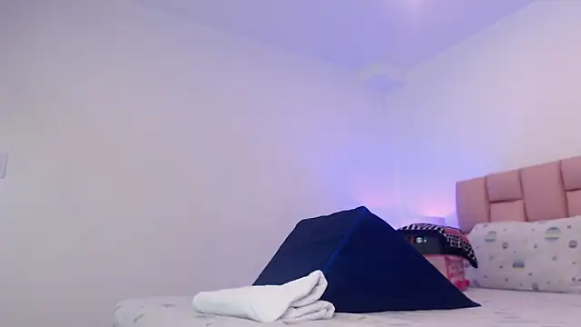 Zoe Vixen online show from 12/30/24, 12:20