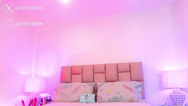 Zoe Vixen online show from 01/10/25, 12:04