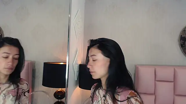 Zoe Vixen online show from 02/11/25, 12:16