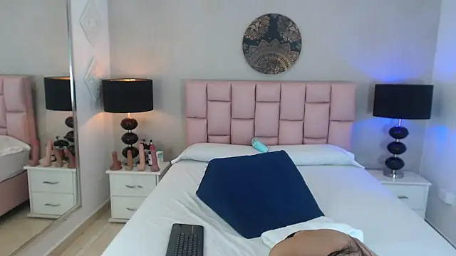 Zoe Vixen online show from 02/28/25, 08:07