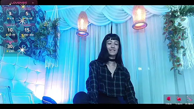 Zoe Vixen online show from 03/16/25, 12:23