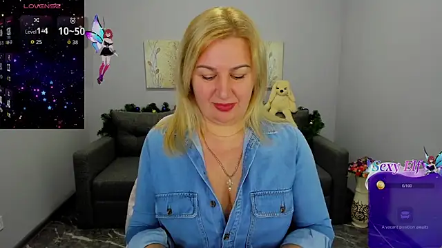 Lili Crossi online show from 12/22/25, 07:05