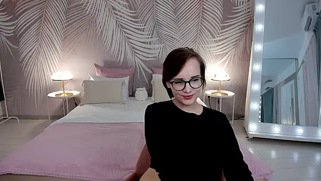 Snapshot of StellaGloww chatting on 02/01/25, 02:56 StellaGloww online show from 02/01/25, 02:56