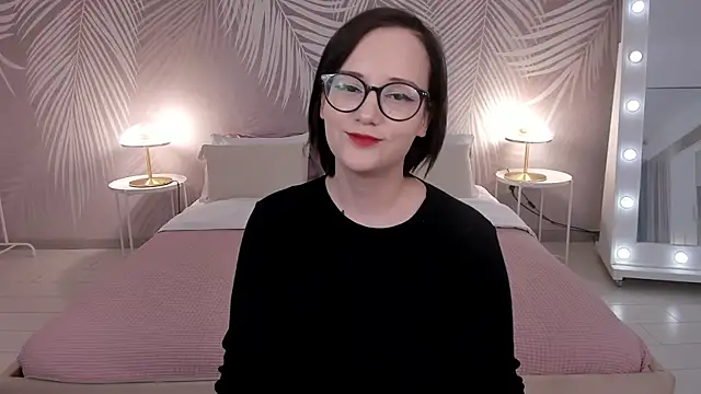 Snapshot of StellaGloww chatting on 03/21/25, 08:17 StellaGloww online show from 03/21/25, 08:17