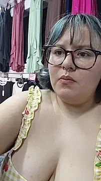 Snapshot of almitapro07 chatting on 03/02/26, 05:53 almitapro07 online show from 03/02/26, 05:53