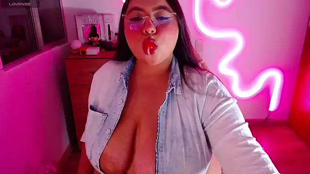 Rebeca charme21 online show from 01/19/25, 05:15