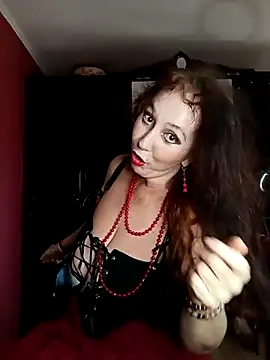 Snapshot of GypsyEsmeralda chatting on 02/24/25, 05:11 GypsyEsmeralda online show from 02/24/25, 05:11