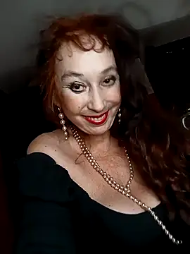 Snapshot of GypsyEsmeralda chatting on 03/02/25, 06:51 GypsyEsmeralda online show from 03/02/25, 06:51