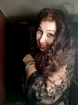 Snapshot of GypsyEsmeralda chatting on 03/14/25, 03:03 GypsyEsmeralda online show from 03/14/25, 03:03