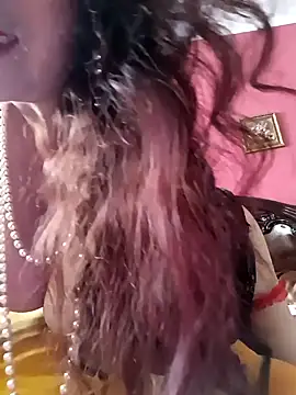 Snapshot of GypsyEsmeralda chatting on 03/21/25, 07:44 GypsyEsmeralda online show from 03/21/25, 07:44