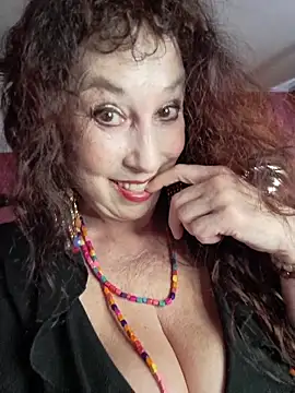 Snapshot of GypsyEsmeralda chatting on 02/05/26, 07:13 GypsyEsmeralda online show from 02/05/26, 07:13