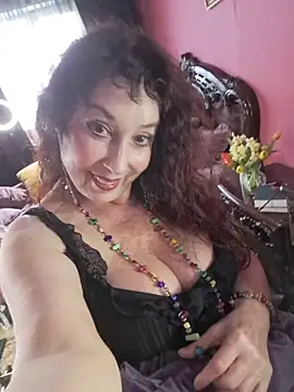 GypsyEsmeralda online show from 04/28/26, 07:13