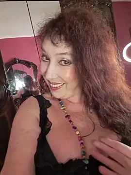 GypsyEsmeralda online show from 05/04/26, 02:57
